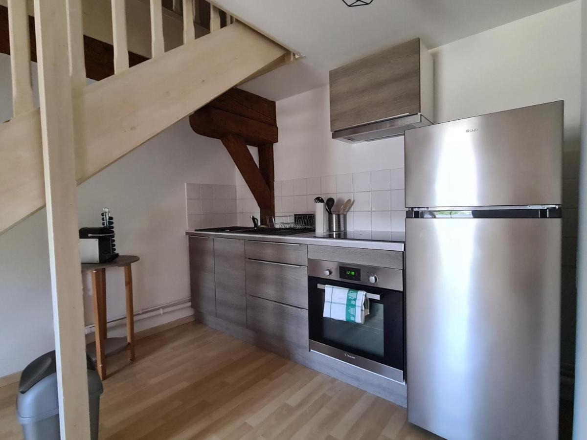 Aux Remparts Du Chateau Apartment *